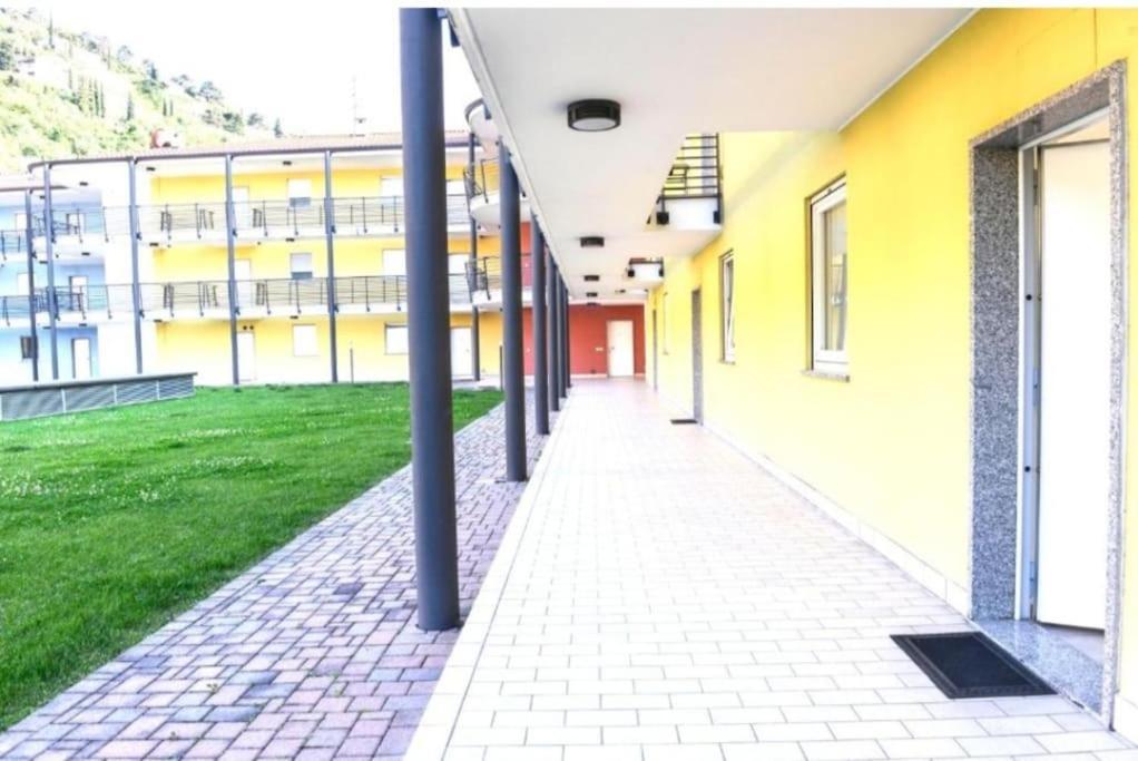 L&G Apartament Torbole Sul Garda Eksteriør billede